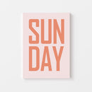 Voeg een speelse en moderne touch toe aan je interieur met deze typografische Sunday poster in frisse perzikkleur op een zachtroze achtergrond. Het minimalistische ontwerp straalt rust en positiviteit uit en past perfect in een Scandinavisch of modern interieur. Geprint op 250 grams premium satin papier voor een luxe uitstraling en haarscherpe details – ideaal om je muur op te fleuren.