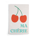 Breng een vleugje Franse charme in je interieur met de Ma Chérie Poster. Dit speelse ontwerp met twee kersen en een frisse typografie in turquoise en oranje heeft een retro vibe die perfect past in keukens, eetkamers of gezellige hoekjes. Een echte blikvanger die liefde en vrolijkheid uitstraalt.