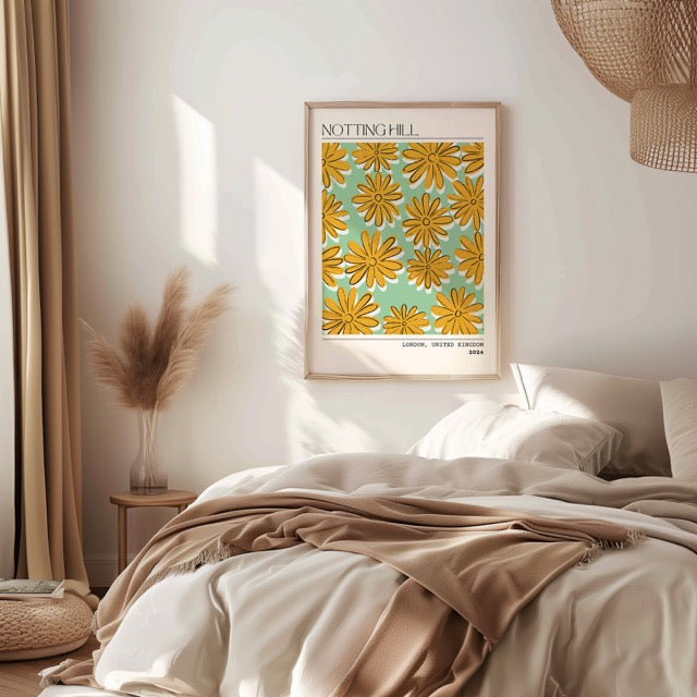 Laat je inspireren door de levendige sfeer van Londen met deze Notting Hill poster uit 2024. Het speelse patroon van grote gele bloemen op een frisse mintgroene achtergrond geeft je interieur een vrolijke en trendy uitstraling. Geprint op 250 grams premium satin papier voor een luxe look en heldere kleuren – perfect voor liefhebbers van kleurrijke en grafische wanddecoratie.