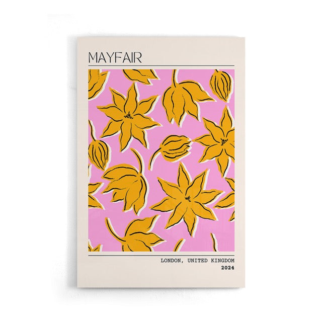 Geef je muur een trendy en kleurrijke upgrade met deze Mayfair London poster uit 2024. Het opvallende patroon van gele bloemen op een levendige roze achtergrond brengt een vrolijke, moderne sfeer in elke ruimte. Geprint op 250 grams premium satin papier voor een luxe uitstraling en haarscherpe details – perfect voor liefhebbers van grafische en eigentijdse wanddecoratie.