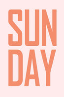 Voeg een speelse en moderne touch toe aan je interieur met deze typografische Sunday poster in frisse perzikkleur op een zachtroze achtergrond. Het minimalistische ontwerp straalt rust en positiviteit uit en past perfect in een Scandinavisch of modern interieur. Geprint op 250 grams premium satin papier voor een luxe uitstraling en haarscherpe details – ideaal om je muur op te fleuren.