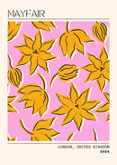 Geef je muur een trendy en kleurrijke upgrade met deze Mayfair London poster uit 2024. Het opvallende patroon van gele bloemen op een levendige roze achtergrond brengt een vrolijke, moderne sfeer in elke ruimte. Geprint op 250 grams premium satin papier voor een luxe uitstraling en haarscherpe details – perfect voor liefhebbers van grafische en eigentijdse wanddecoratie.