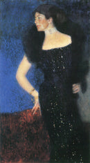 Gustav Klimt – Portrait of Rose von Rosthorn-Friedmann: Een vrouw in een zwarte jurk, gezien in profiel tegen een blauwe achtergrond.