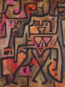 Paul Klee – Forest Witches: Zware zwarte lijnen vormen gezichten en figuren op een warme ondergrond met roze en oranje accenten.