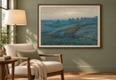Piet Mondriaan - Landscape near Arnhem (1900–1901) in een walnoten lijst bij een leeshoek met een saliegroene muur