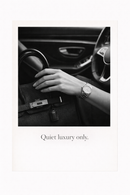 Zwart-wit poster met quote “Quiet luxury only” met luxe handtas en horloge in stijlvolle setting