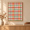 Autumn Plaid in een houten lijst boven een eiken kast in een warm beige interieur