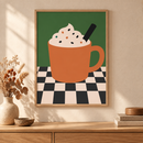 Cozy Cream Cup in een houten lijst boven een eiken kast in een warm beige interieur