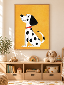 Dalmatiër in de Zon in een houten lijst boven een speelgoedkast in een lichte kinderkamer