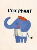 Blauwe olifant met rode baret en gestreept shirt met de tekst L’Éléphant op een beige achtergrond