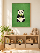 Panda met Bamboe in een houten lijst boven een speelgoedkast in een lichte kinderkamer
