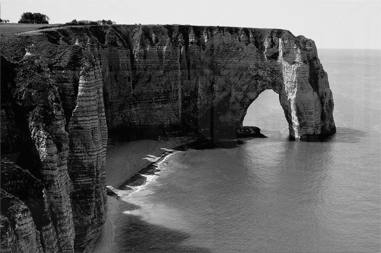 Cliffs of Etretat - Walljar