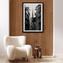 Lower View of Oude kerk - Walljar