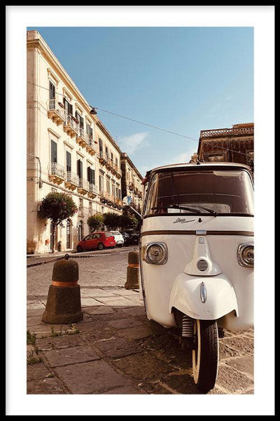 White Tuk-tuk - Walljar
